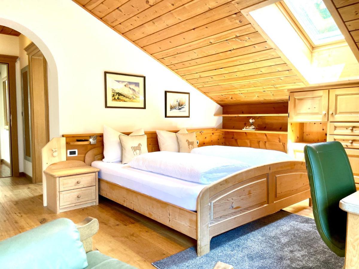 Chalet Bernardi Apartments Urtijëi Buitenkant foto